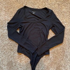 American Eagle black onesie
